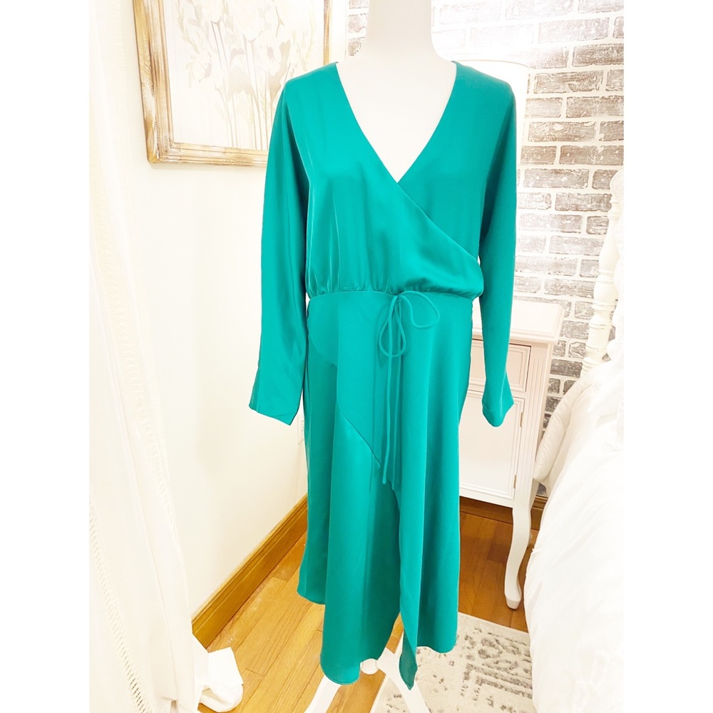 NWT {Cushnie for Target} Wrap Dress